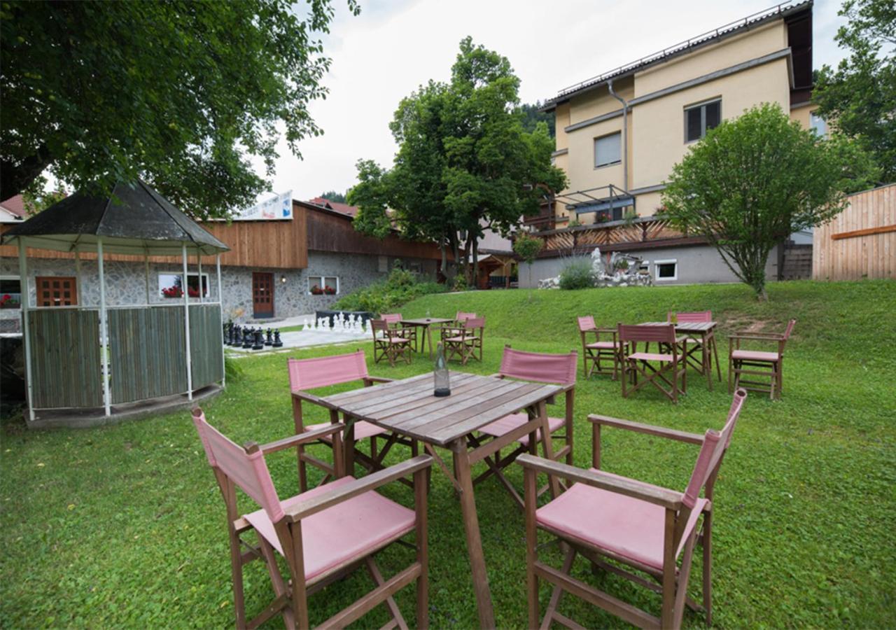 Klub Zlata Ribica Ξενοδοχείο Jesenice Εξωτερικό φωτογραφία